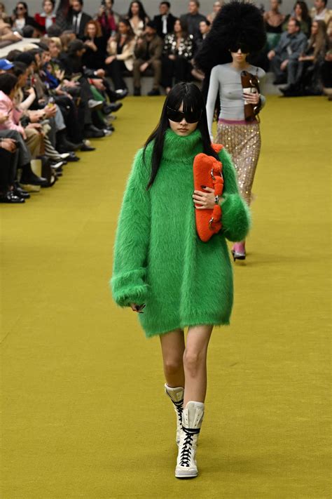 moda gucci otoño 2023.